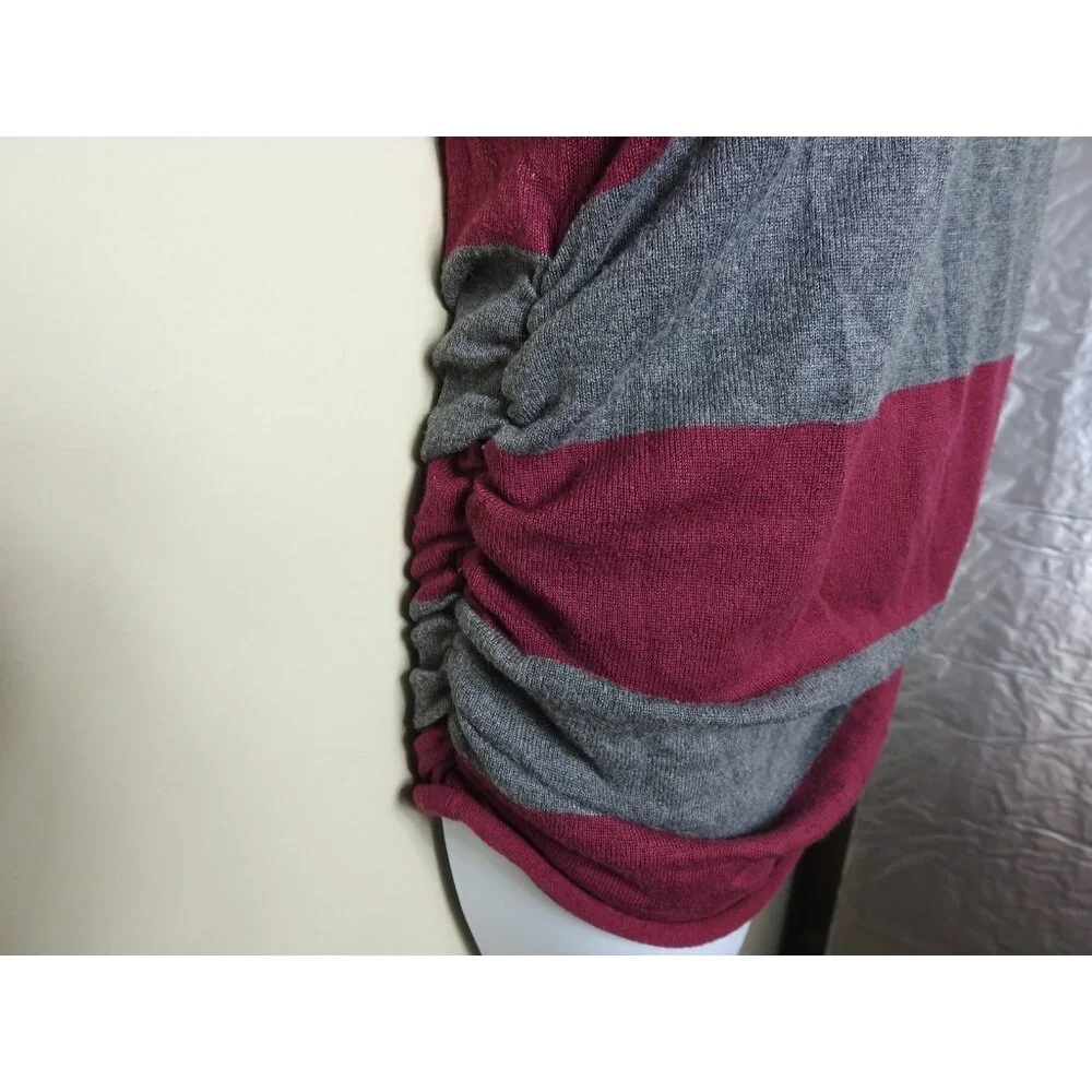 Pink Rose Burgundy Gray Striped Ruched Side Sweater Top Women's Small 3/4 Sleeve